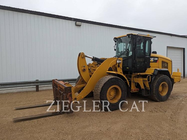 2015 Caterpillar 938M Equipment Image0
