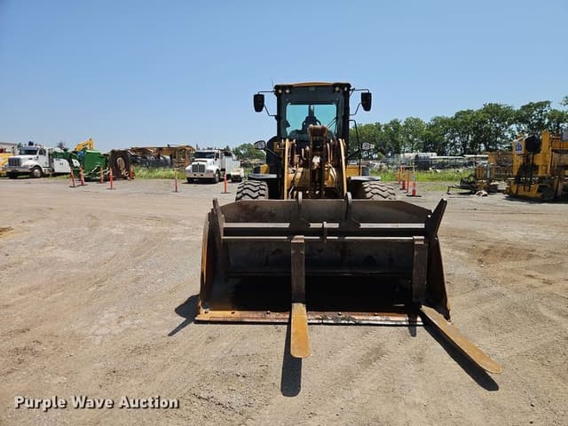 Image of Caterpillar 938M equipment image 1