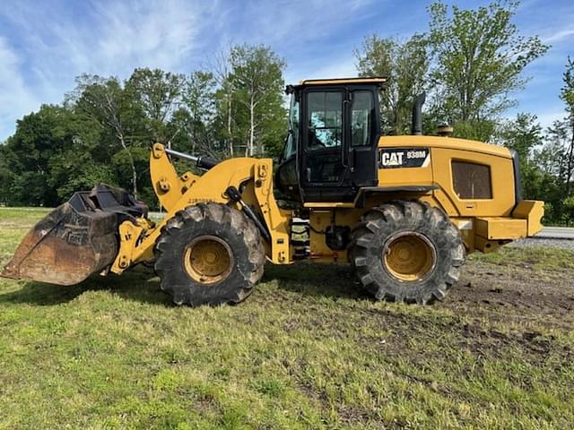 Image of Caterpillar 938M equipment image 1