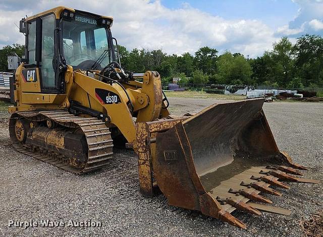 Image of Caterpillar 953D equipment image 2
