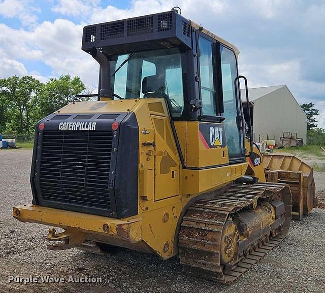 Image of Caterpillar 953D equipment image 4