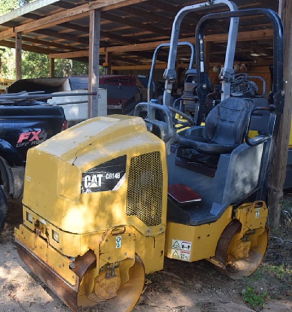 2015 Caterpillar CB14B Equipment Image0