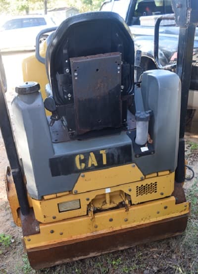 Image of Caterpillar CB14B equipment image 3