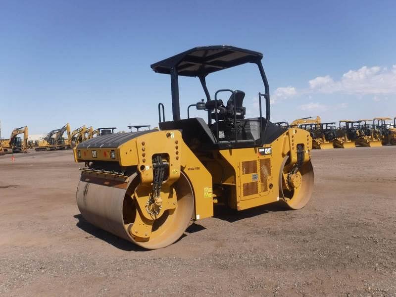 Image of Caterpillar CB54B Primary image