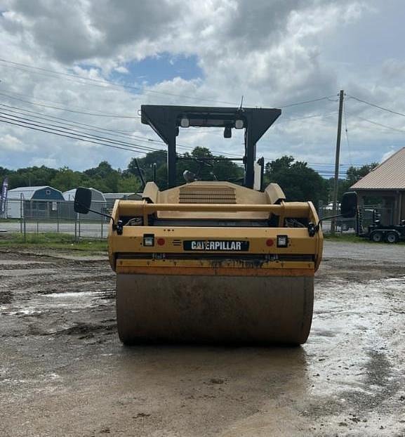 Image of Caterpillar CB64 equipment image 1