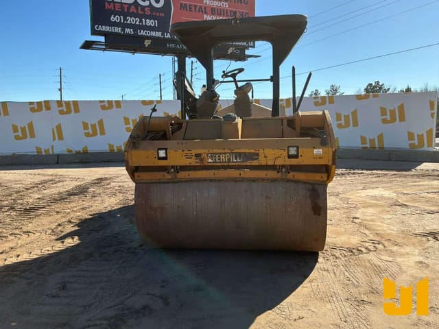 Image of Caterpillar CB64 equipment image 1