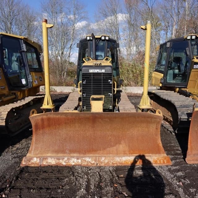 Image of Caterpillar D3K2 equipment image 2