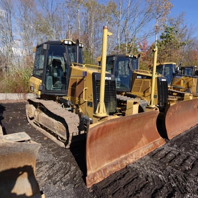 Image of Caterpillar D3K2 equipment image 3