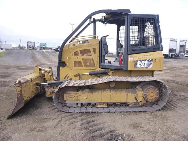 Image of Caterpillar D4K2 LGP equipment image 4