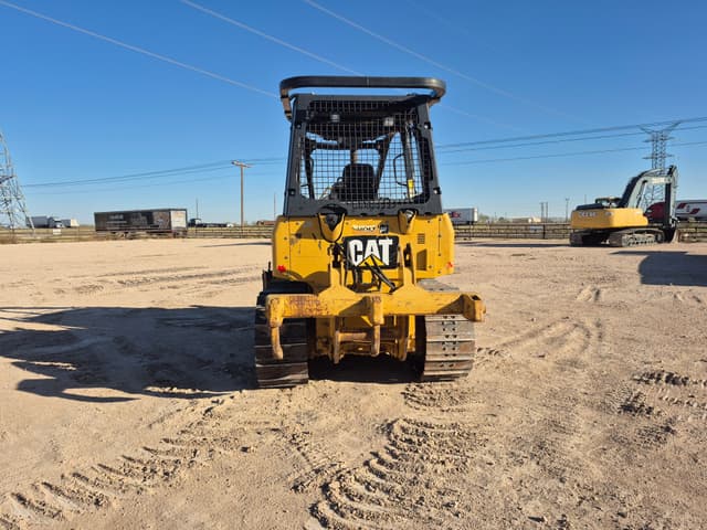 Image of Caterpillar D4K2 XL equipment image 3