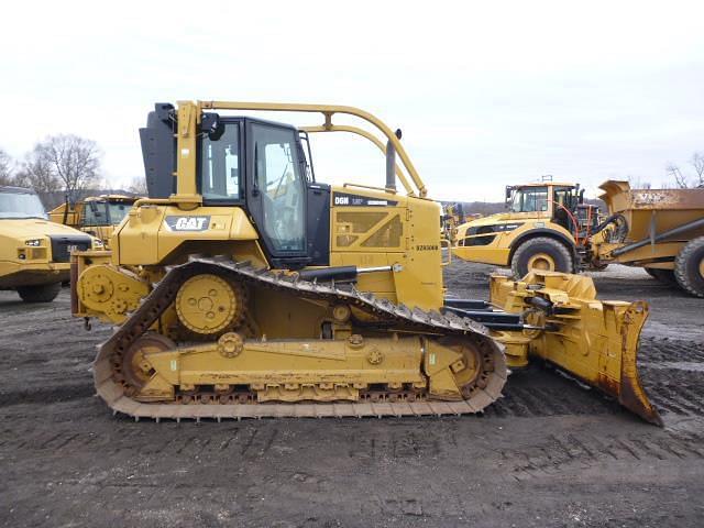 Image of Caterpillar D6N LGP equipment image 2