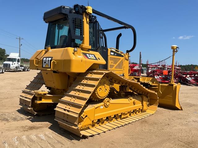 Image of Caterpillar D6N LGP equipment image 4