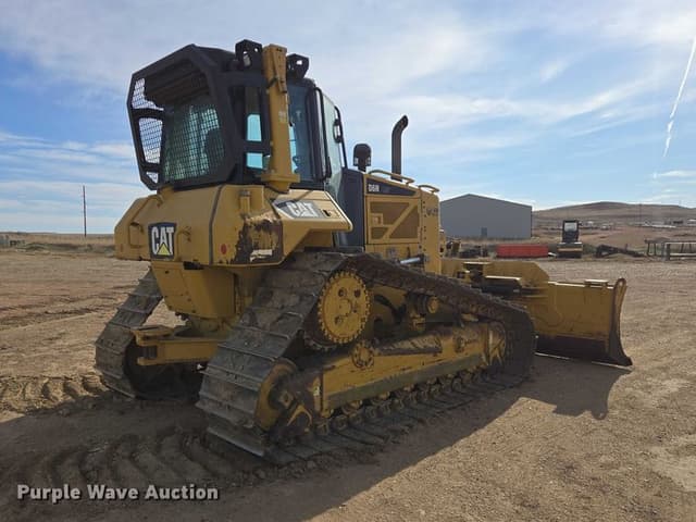 Image of Caterpillar D6N LGP equipment image 4