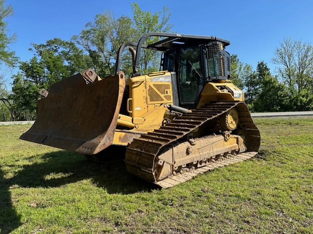 Image of Caterpillar D6N LGP Primary image