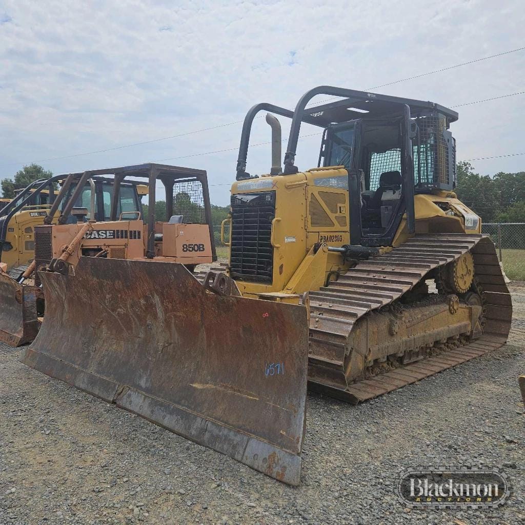 2015 Caterpillar D6N LGP Equipment Image0