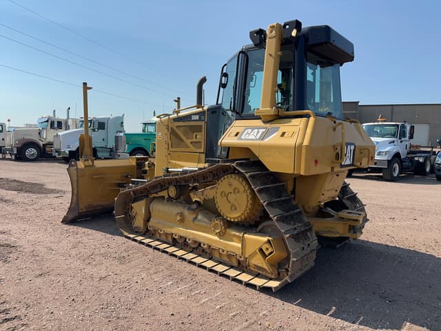 Image of Caterpillar D6N XL equipment image 3