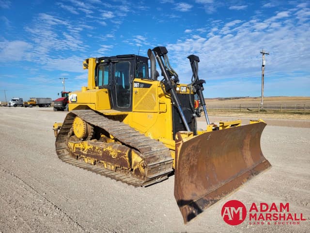 Image of Caterpillar D6T LGP equipment image 1