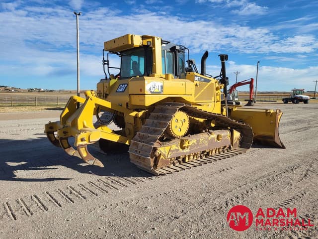 Image of Caterpillar D6T LGP equipment image 2