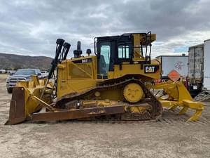 2015 Caterpillar D6T XL Image