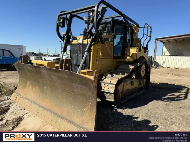 Image of Caterpillar D6T XL equipment image 3