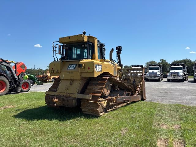 Image of Caterpillar D6T XW equipment image 4