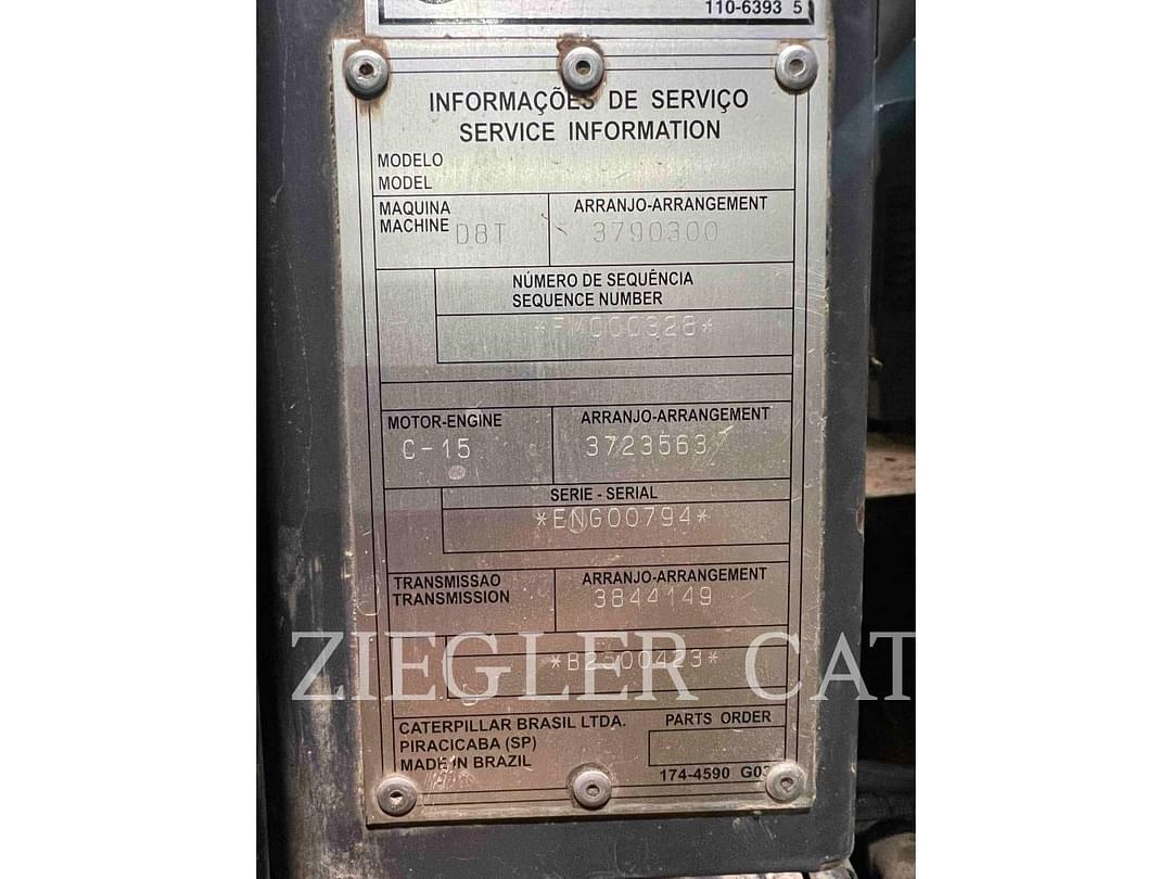 Image of Caterpillar D8T Primary image