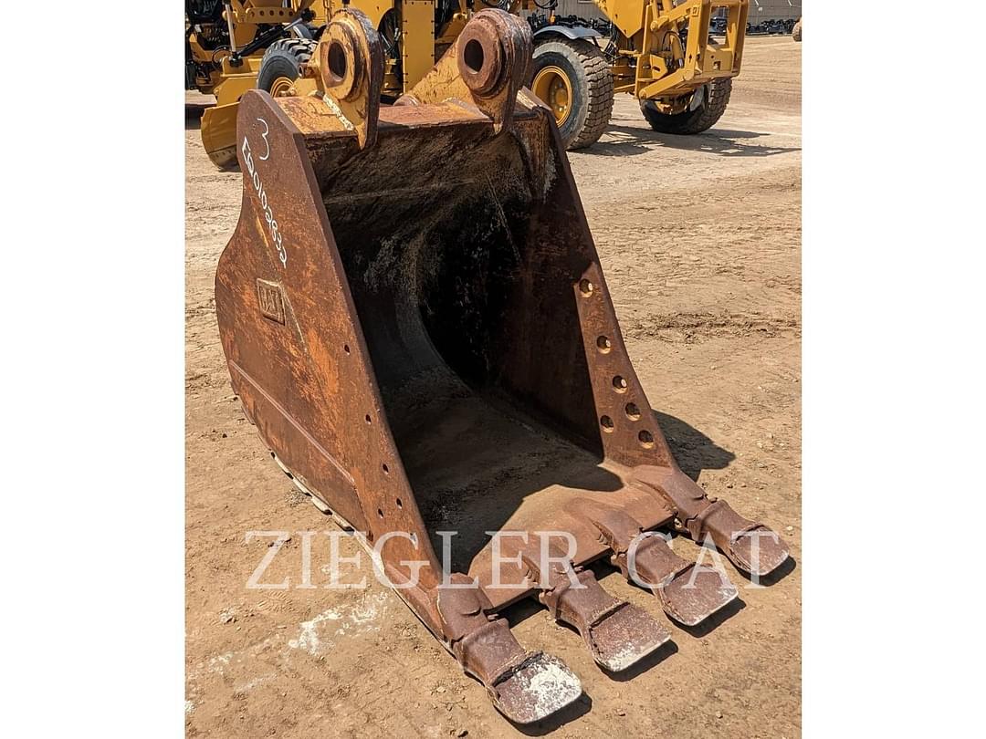 Image of Caterpillar Excavator Bucket Image 0