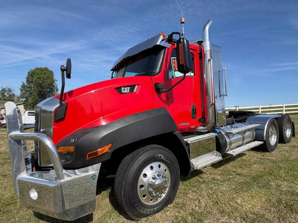 Image of Caterpillar CT660S Primary image