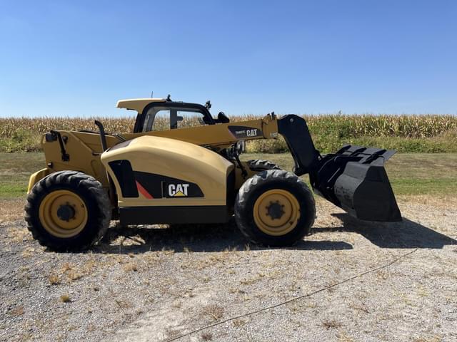 Image of Caterpillar TH407C equipment image 4