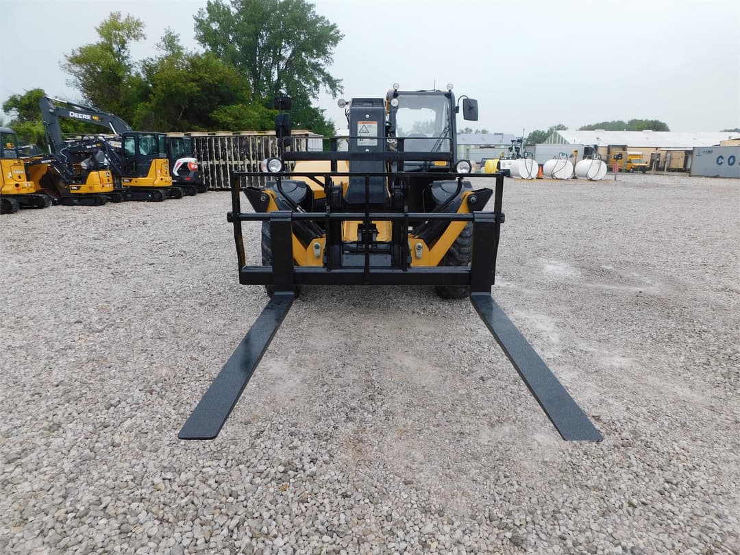 Image of Caterpillar TH514C Primary image