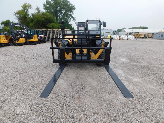 Image of Caterpillar TH514C equipment image 1