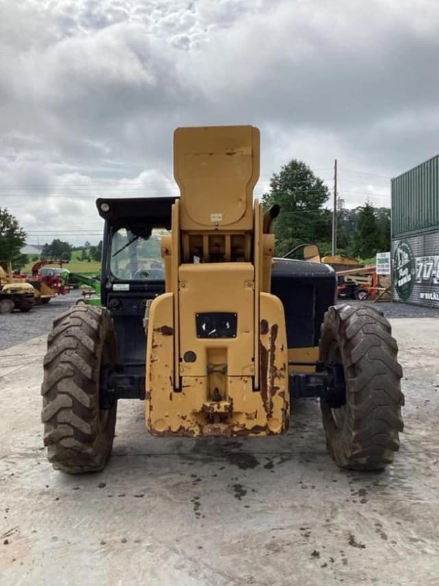 Image of Caterpillar TL1055D equipment image 2