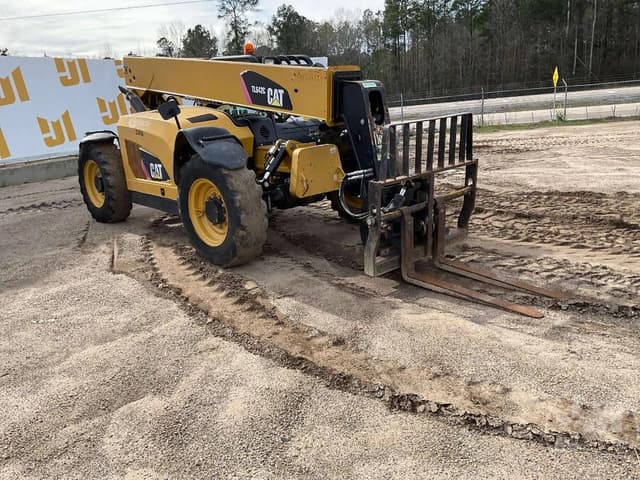 Image of Caterpillar TL642C equipment image 2