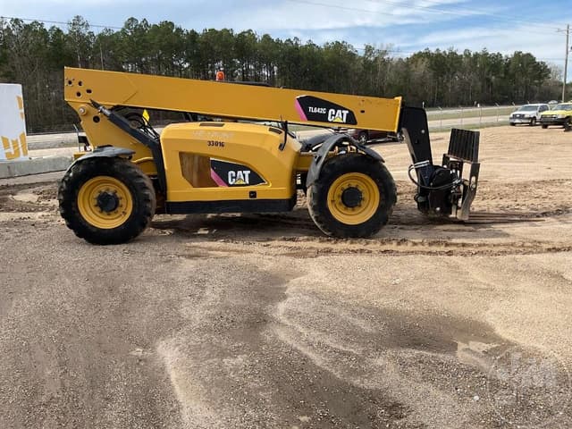 Image of Caterpillar TL642C equipment image 3