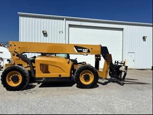 2015 Caterpillar TL943C Image