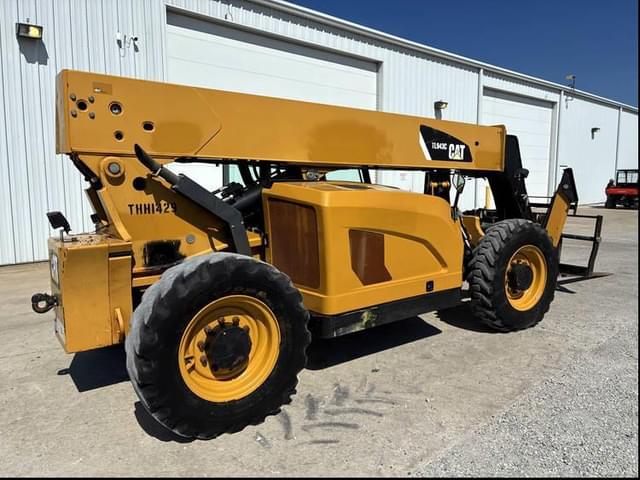 Image of Caterpillar TL943C equipment image 3