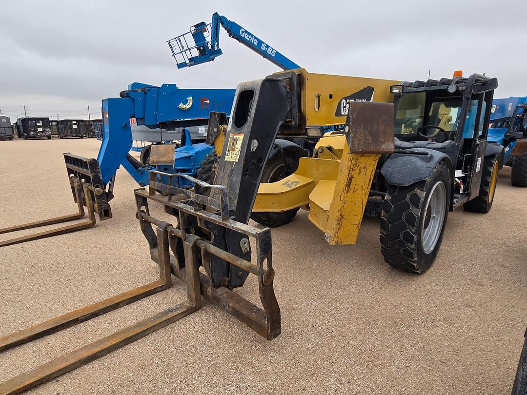 Image of Caterpillar TL943C Primary image