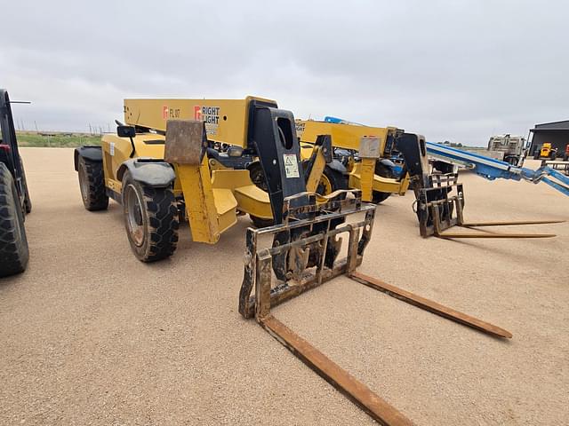Image of Caterpillar TL943C equipment image 1