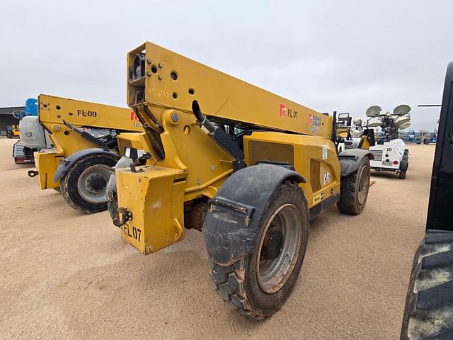 Image of Caterpillar TL943C equipment image 3