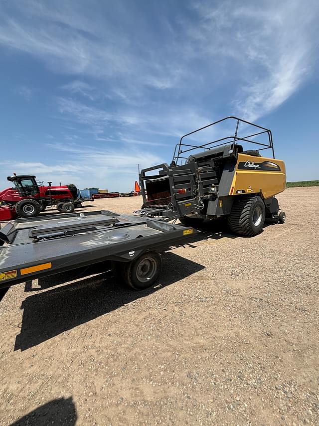 Image of Challenger 2270 equipment image 4