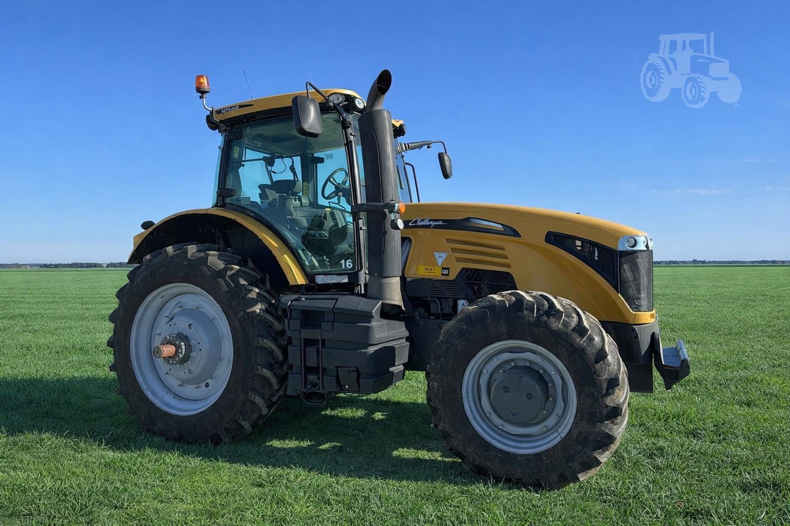 2015 Challenger MT645E Equipment Image0