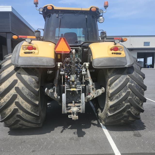 Image of Challenger MT685E equipment image 4