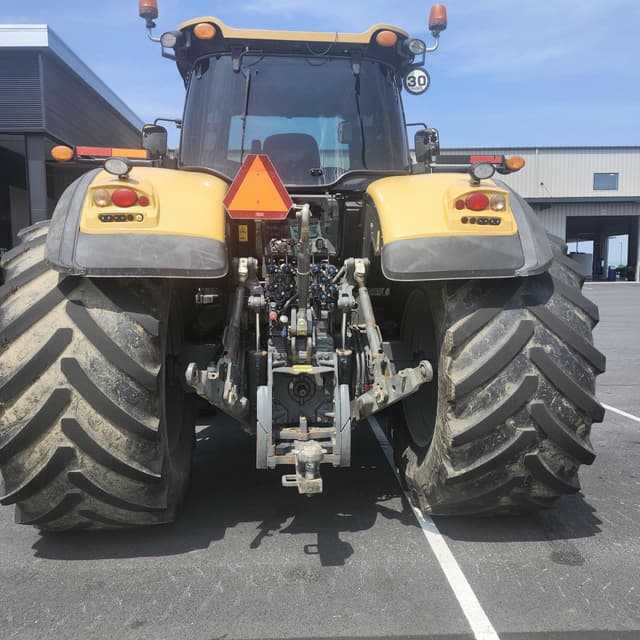 Image of Challenger MT685E equipment image 4