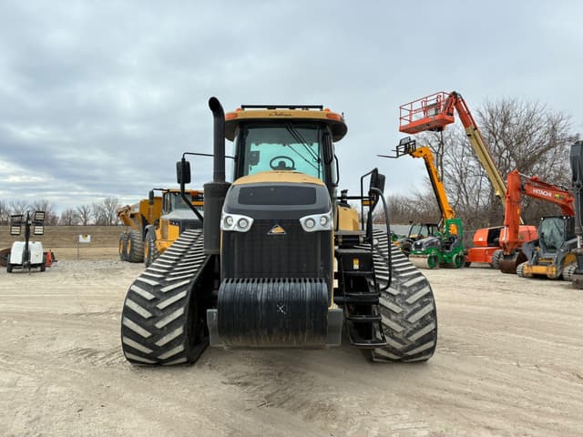 Image of Challenger MT765E equipment image 1