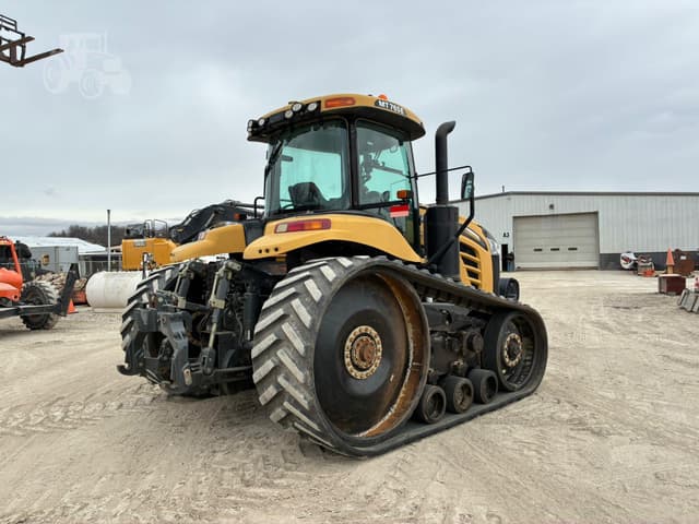 Image of Challenger MT765E equipment image 4