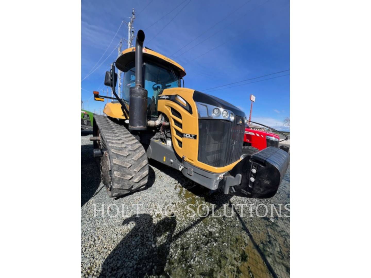 2015 Challenger MT765E Equipment Image0