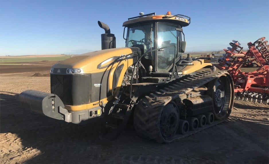 2015 Challenger MT875E Equipment Image0