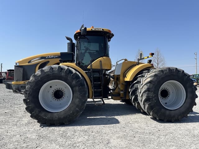 Image of Challenger MT975E equipment image 2