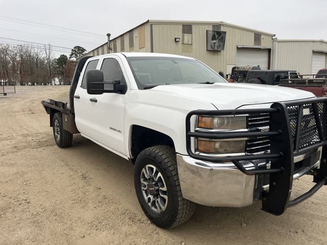 Image of Chevrolet 2500HD equipment image 4