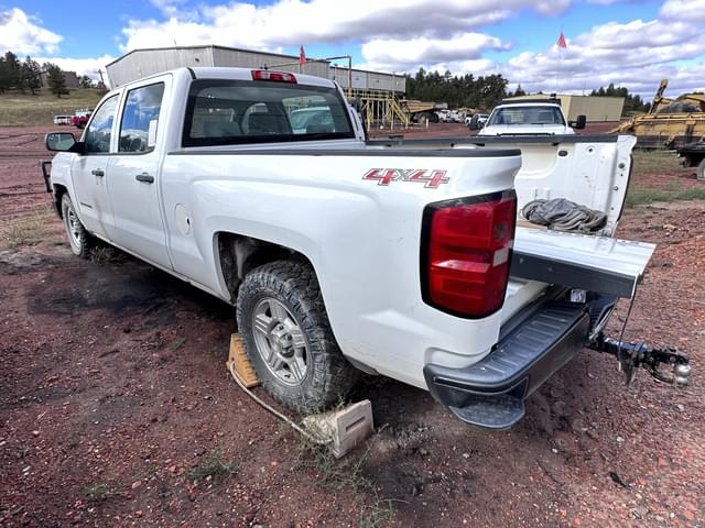 Image of Chevrolet 1500 equipment image 1